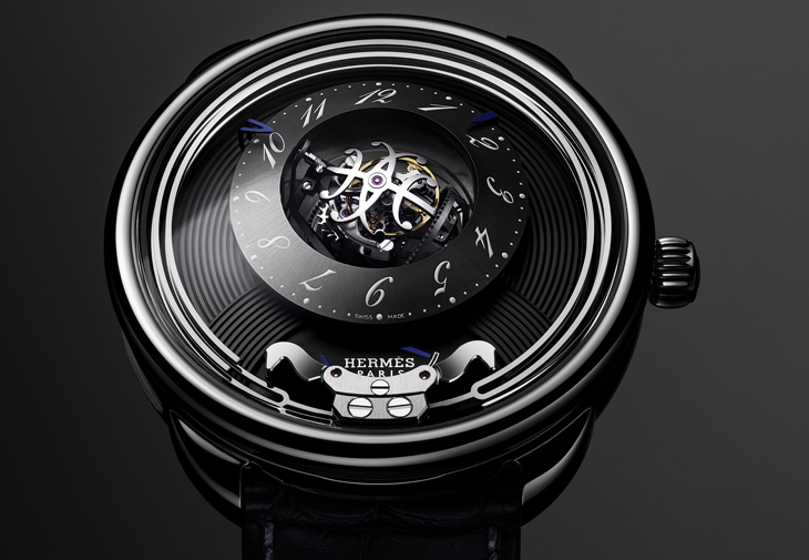 HERMÈS Arceau 中置陀飛輪三問錶