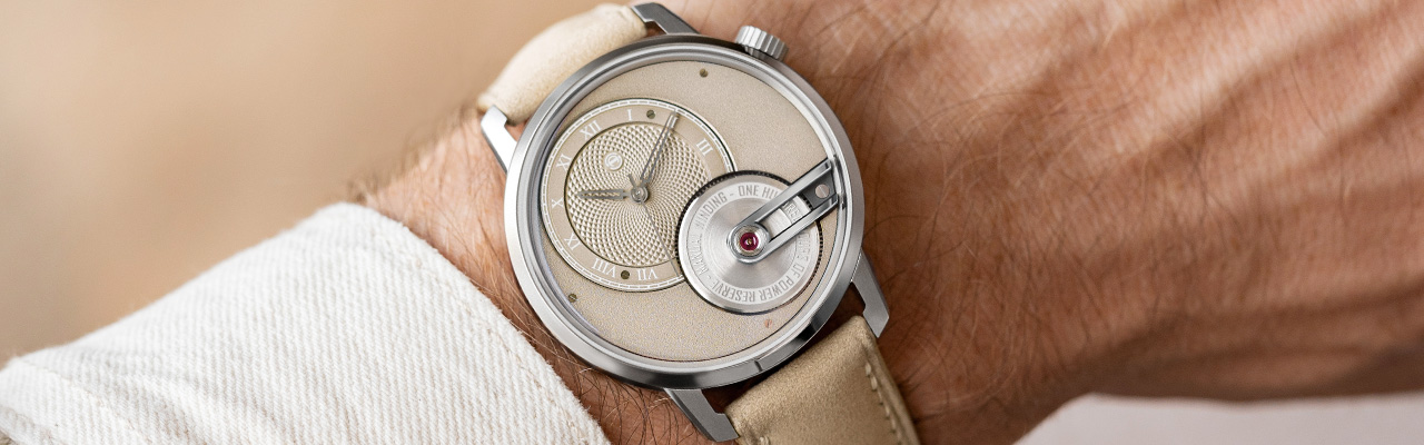 ARMIN STROM Tribute 1 Sandstein腕錶