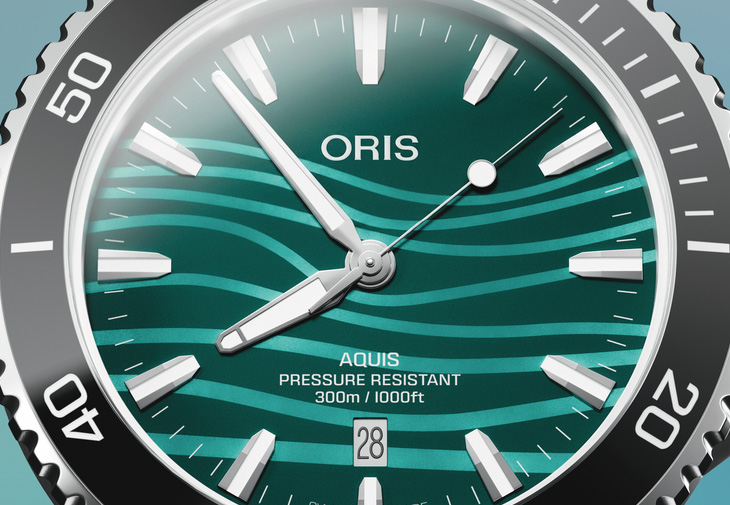 ORIS豪利時Aquis長江江豚限量腕錶