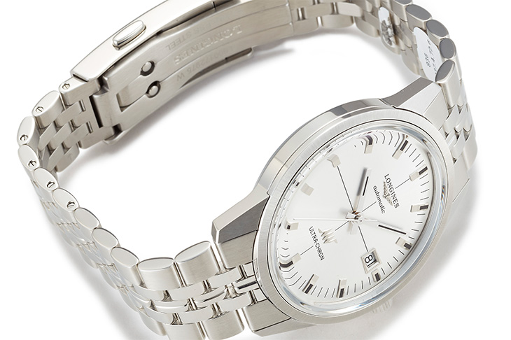 重現經典高振頻腕錶／浪琴Ultra-Chron Classic