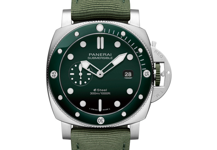 沛納海PANERAI Submersible QuarantaQuattro eSteel™ Verde Smeraldo