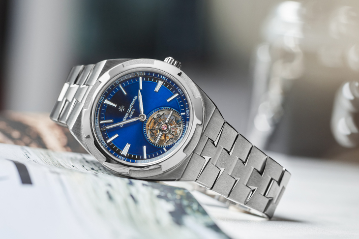 VACHERON CONSTANTIN Overseas陀飛輪腕錶 以全鈦金屬材質演繹精妙製錶技藝