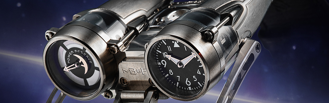 MB&F HM4 Thunderbolt鈦金屬及藍寶石水晶手動上弦腕錶