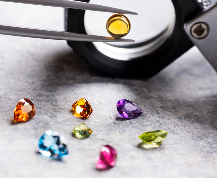 BVLGARI寶格麗Tubogas Manchette彩寶與鑽石腕錶