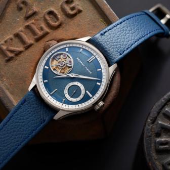 打破常規的低調舞者／RENAUD TIXIER Monday自動腕錶