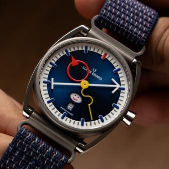 不只看時間還能讀心情？LOUIS ERARD × Alain Silberstein Smile-Day Blue、Régulateur Tourbillon Blue