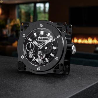 彷彿照到放大燈／HUBLOT Meca-10十日鍊座鐘 -- 桌鐘座鐘懷錶特集八