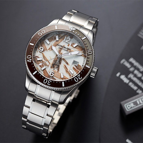 源自冰川的亞化石木材／MONTBLANC Iced Sea系列日期顯示自動零氧腕錶限量版700