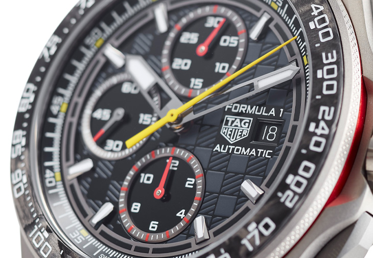 泰格豪雅TAG HEUER Formula 1 x甲骨文紅牛車隊特別版計時腕錶
