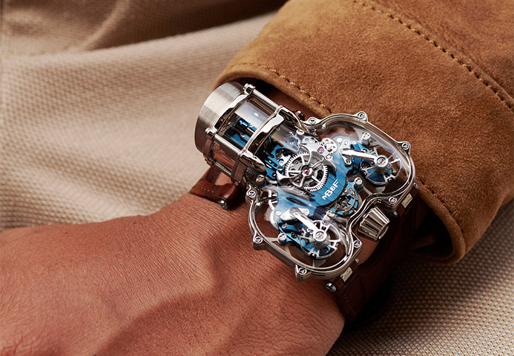MB&F Horological Machine N°9 Sapphire Vision腕錶