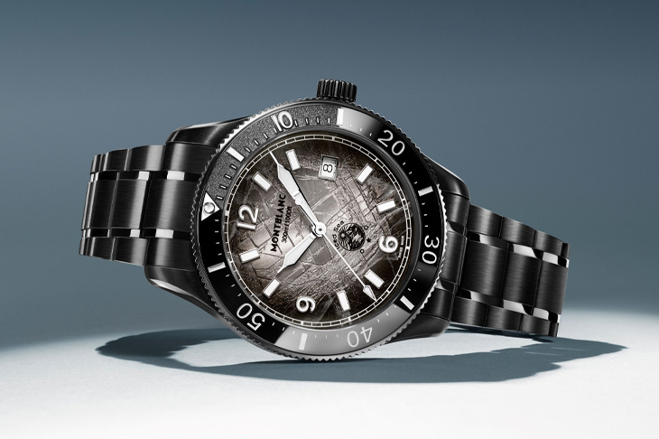 仿舊精鋼與冰川紋理／MONTBLANC Iced Sea日期顯示自動零氧腕錶