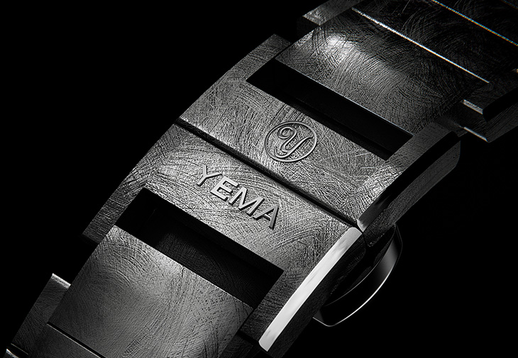 YEMA野馬Wristmaster Traveller CMM.20系列黑色手工刷紋限量版腕錶
