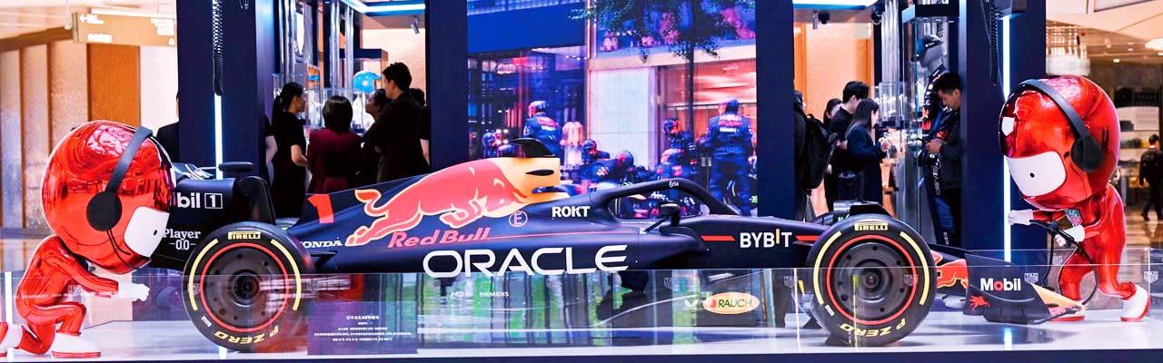 泰格豪TAG HEUER 紅牛F1車隊