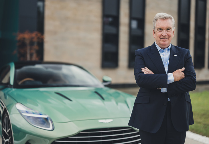 BREITLING百年靈Navitimer B01 Chronograph 43 Aston Martin Aramco Formula One™ Team聯名腕錶