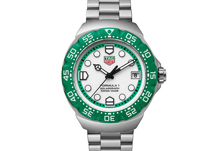 泰格豪雅TAG HEUER Carrera