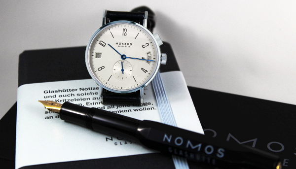 NOMOS Tangomat GMT