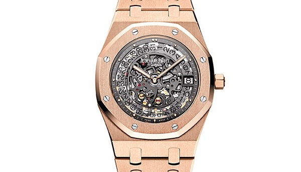 展現機芯結構奧妙-AUDEMARS PIGUET皇家橡樹超薄鏤空腕錶