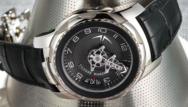 異想的嶄新進化 ULYSSE NARDIN FreakLab奇想陀飛輪