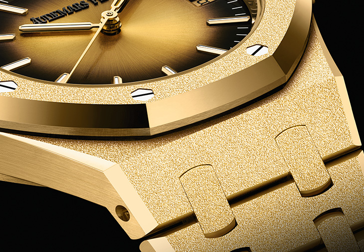 AUDEMARS PIGUET愛彼皇家橡樹系列霜金自動上鍊腕錶37mm