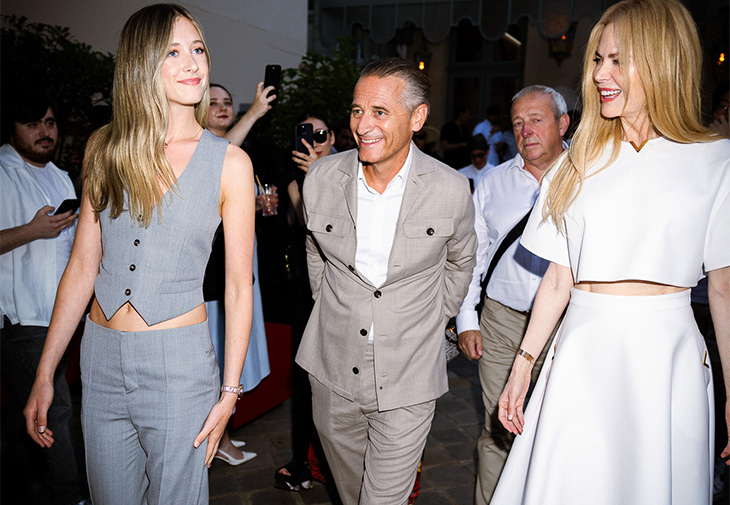 歐米茄OMEGA代言人妮可·基嫚在巴黎OMEGA HOUSE