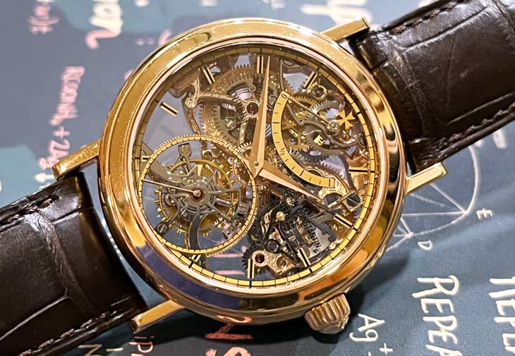 江詩丹頓30051/000鏤空金雕陀飛輪。