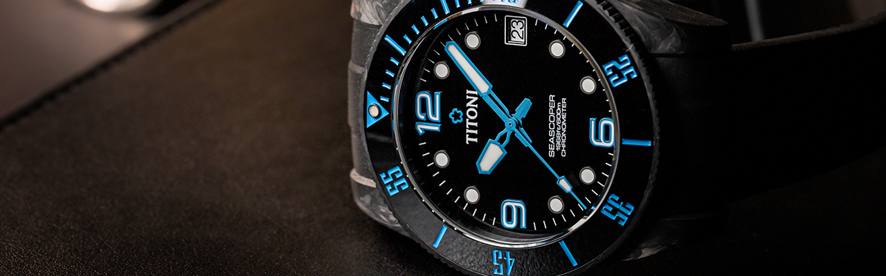 梅花錶TITONI Seascoper CarbonTech