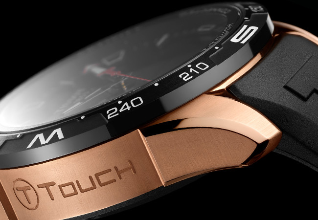 天梭表T-Touch系列太陽能智慧腕錶