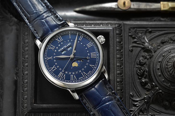 便利性提升的新設計 萬寶龍明星傳承系列全日曆腕錶午夜藍