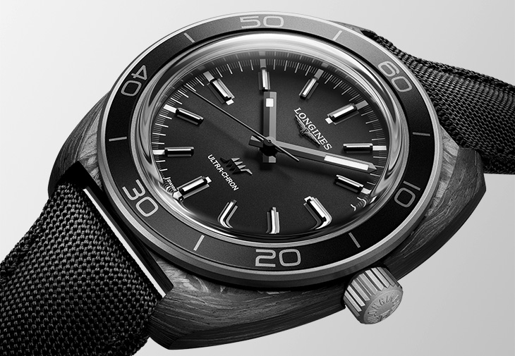LONGINES浪琴表Ultra-Chron Carbon超級天文台鍛造碳腕錶