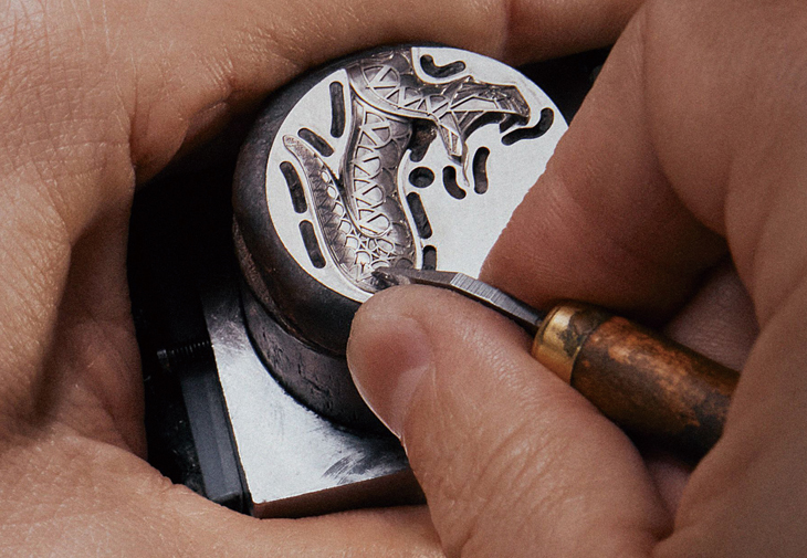 LOUIS VUITTON Escale Cabinet of Wonders奇幻寶箱-叢林大蛇