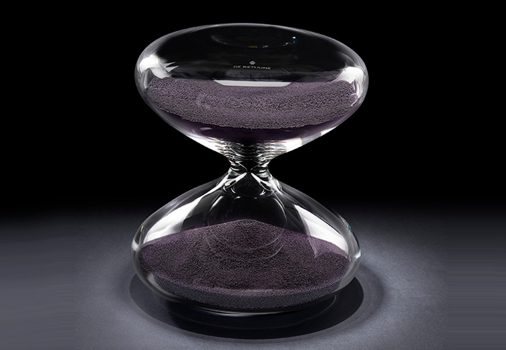 HG Timepiece & De Bethune Marc Newson X De Bethune Purple Hourglass