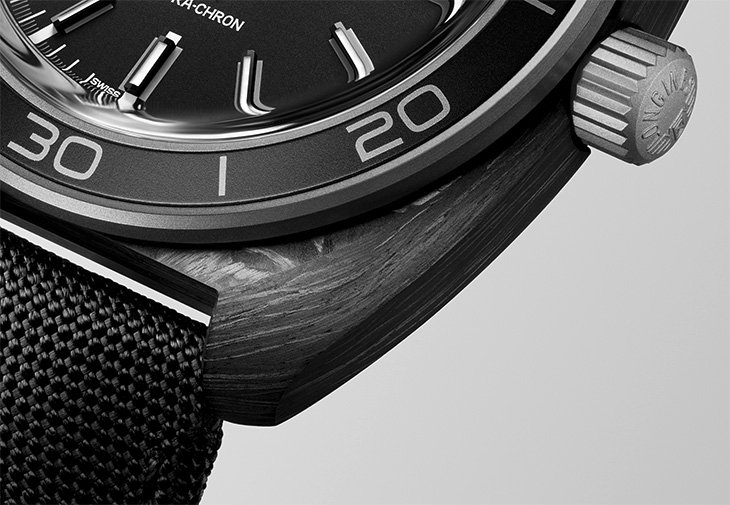 LONGINES浪琴表Ultra-Chron Carbon