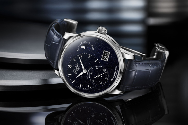 砂金石璀璨星空   格拉蘇蒂原創PanoMaticLunar 偏心月相腕錶180週年紀念版