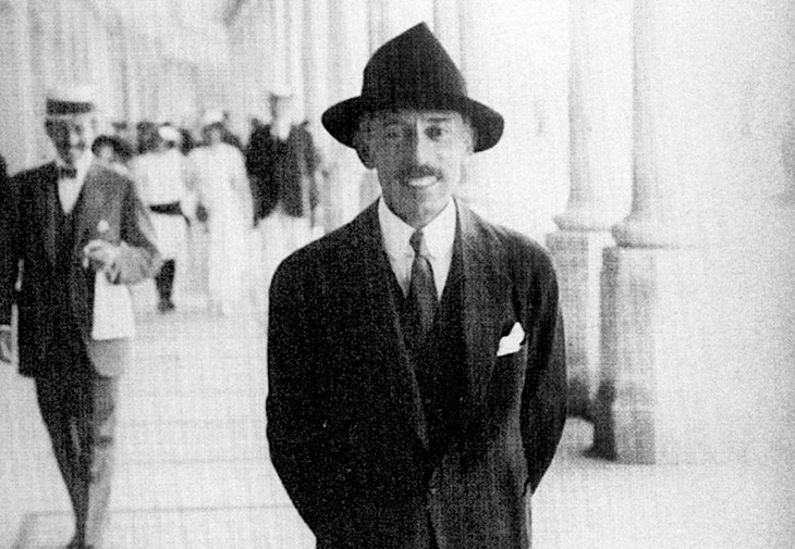 飛行家Alberto SantosDumont