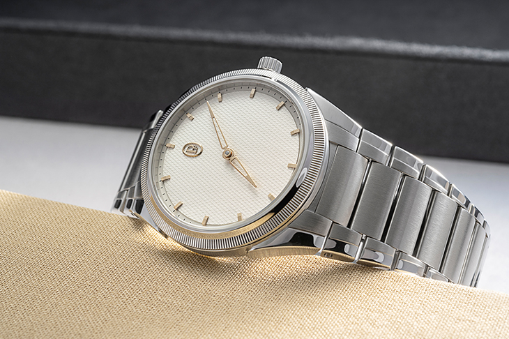 雋永風範，臻美呈現 帕瑪強尼Tonda PF 36mm 「Sunlit Ivory象牙米」SHH 特別版限量登場