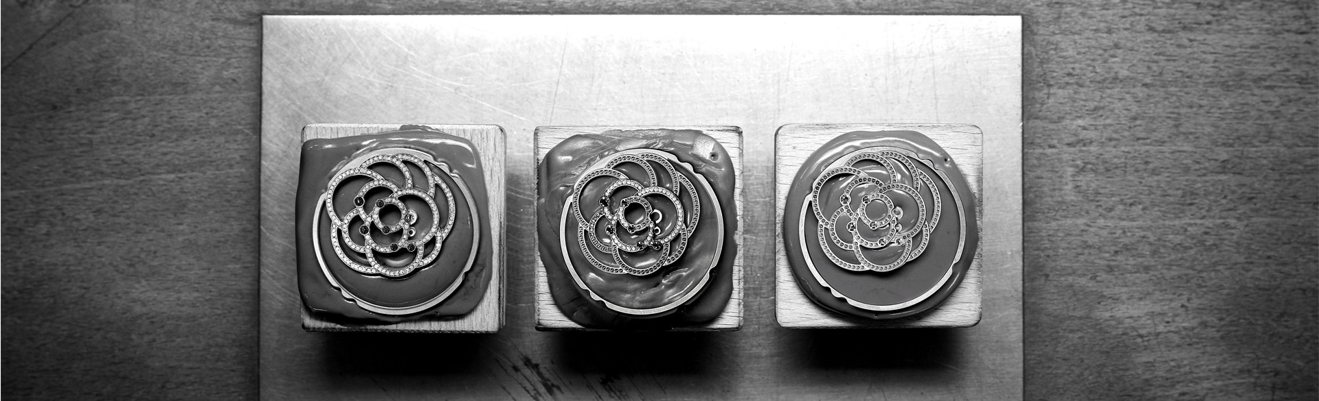 永恆綻放的山茶花：香奈兒 Caliber 2、Caliber 2.1