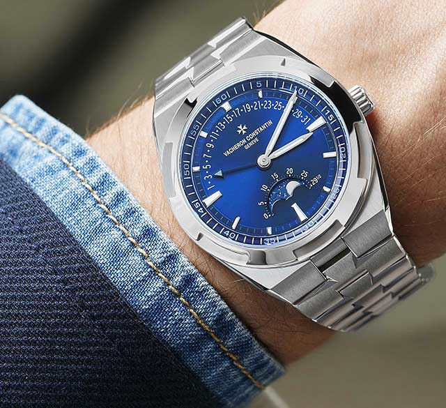 Overseas月相逆跳日曆腕錶