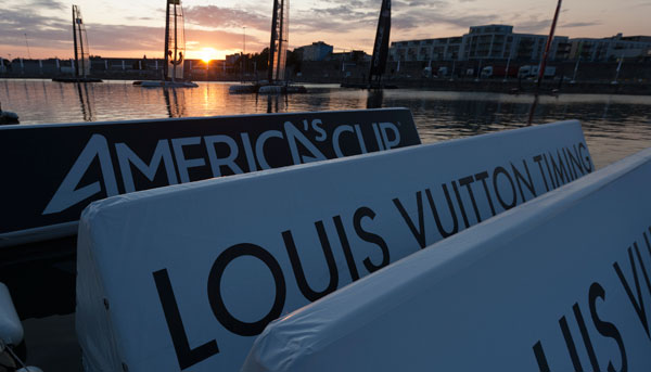 LOUIS VUITTON路易威登－向大海挑戰的精確計時