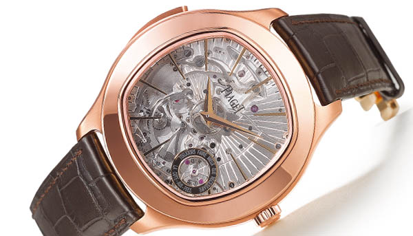 攀上三問超薄之頂！伯爵的1290P三問自動機芯