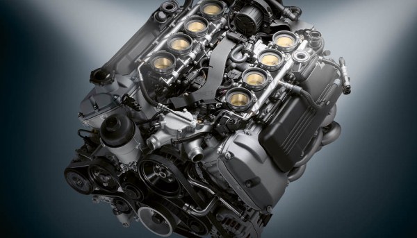 鉑金恆久遠 拍賣會上賓