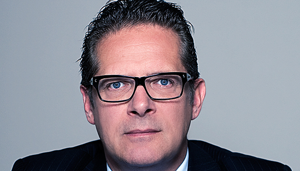 一分鐘專訪OMEGA產品研發副總裁 哥就是有話直說