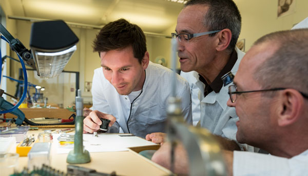 愛彼歡迎品牌形象大使李奧‧梅西 參觀布拉蘇絲錶廠