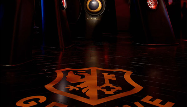 SIHH羅杰杜彼建構非凡世界中的星辰鏤空