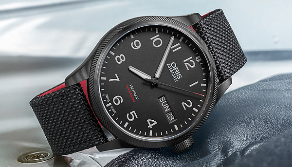 天上的翱翔　ORIS與「一把青」