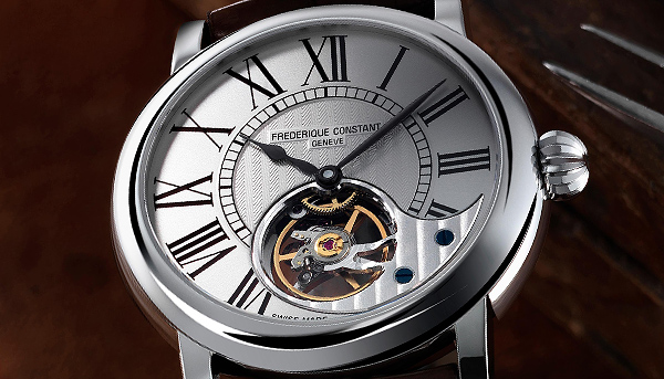 怦然心動　康斯登心跳自製機芯腕錶