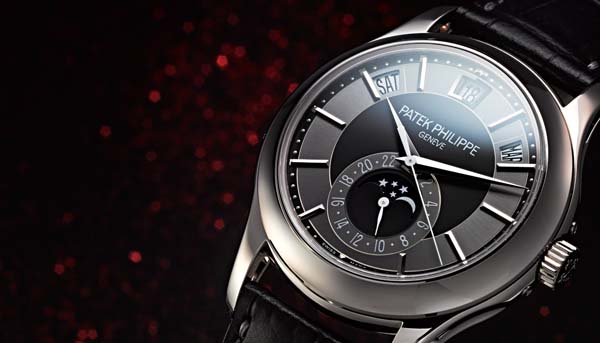 PATEK PHILIPPE 的Ref.5205G Annual calendar年曆腕錶