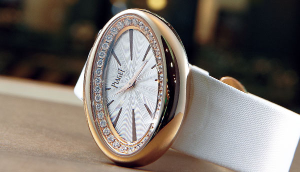 女性的魔幻面貌 伯爵Limelight Magic Hour