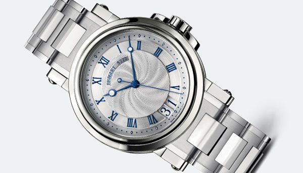 完美融入大師元素 寶璣Marine 5817自動腕錶