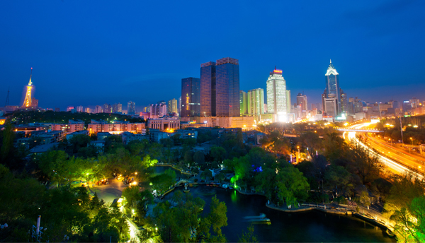 跟著小編遊新疆(上篇)─表店特搜