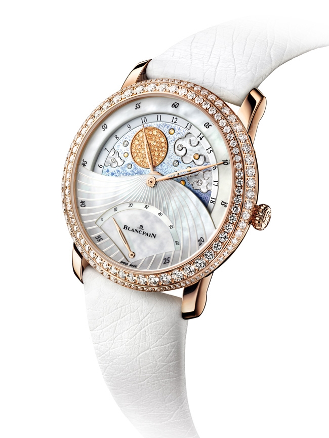 晝夜顯示雙逆跳腕錶